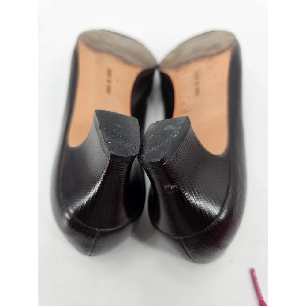 Salvatore Ferragamo Spectator Wingtip Pumps Women 7‎ B Brown Black Made in Italy